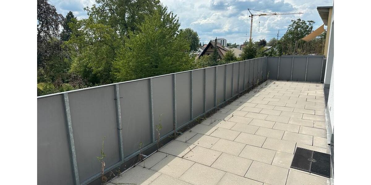 Etagenwohnung Ingolstadt Friedrichshofen-Hollerstauden - 4 Zimmer, 95 m&sup2;, 1.575&euro; | Angebot:26603774
