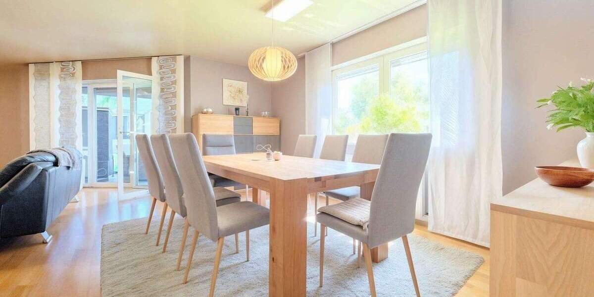 Etagenwohnung Eitorf Halft - 4 Zimmer, 132 m&sup2;, 329.000&euro; | Angebot:23479667