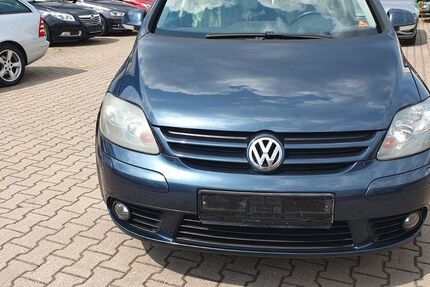 VW Golf 207.000 km 2.750 &euro; Nürnberg 90431
