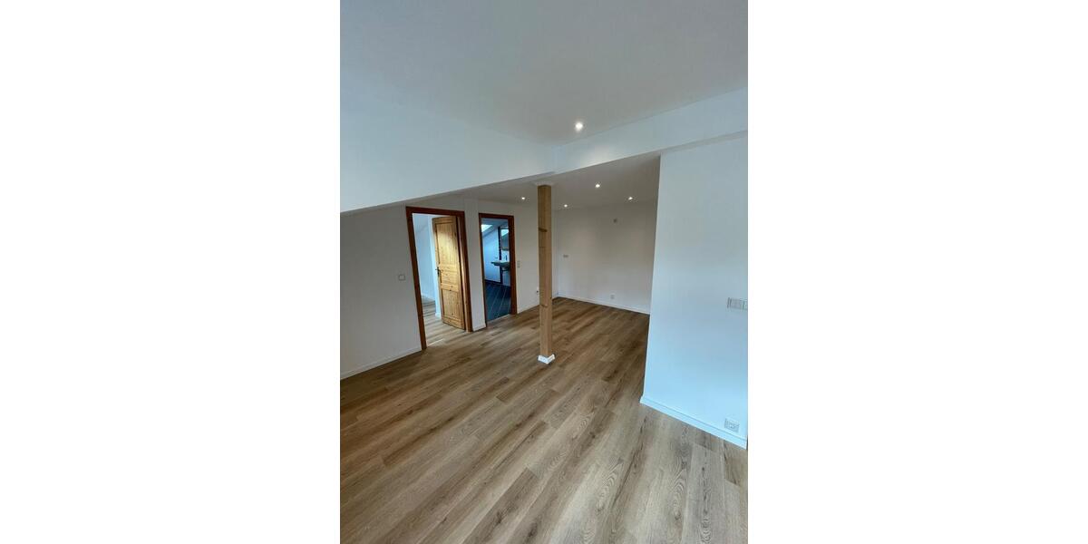 Dachgeschoßwohnung Hennigsdorf - 1.5 Zimmer, 63 m&sup2;, 790&euro; | Angebot:26123684