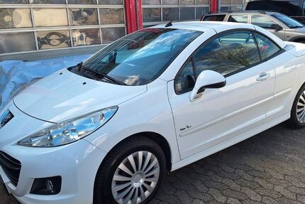Peugeot 207 128.000 km 3.450 &euro; Bremerhaven 27576