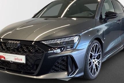 Audi RS3 2.354 km 67.898 € Mölln 23879