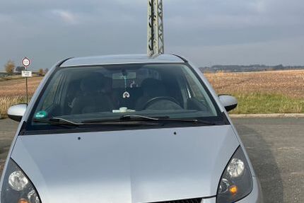 Mitsubishi Colt 228.500 km 1.000 &euro; Halsbrücke 09633