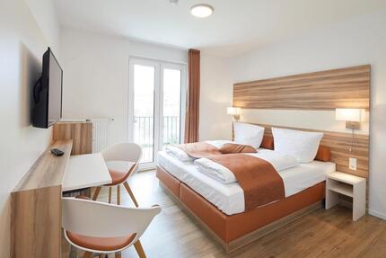 Moderne Apartments für Kurz- und Langzeit Vermietung in Obergeis 20 zimmer