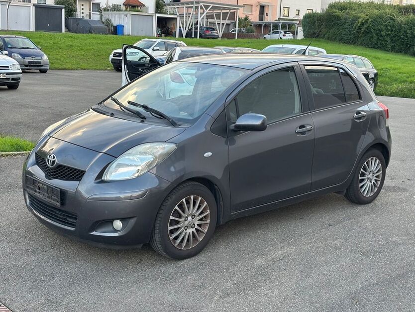 Toyota Yaris 160.000 km 2.350 € Balingen 72336