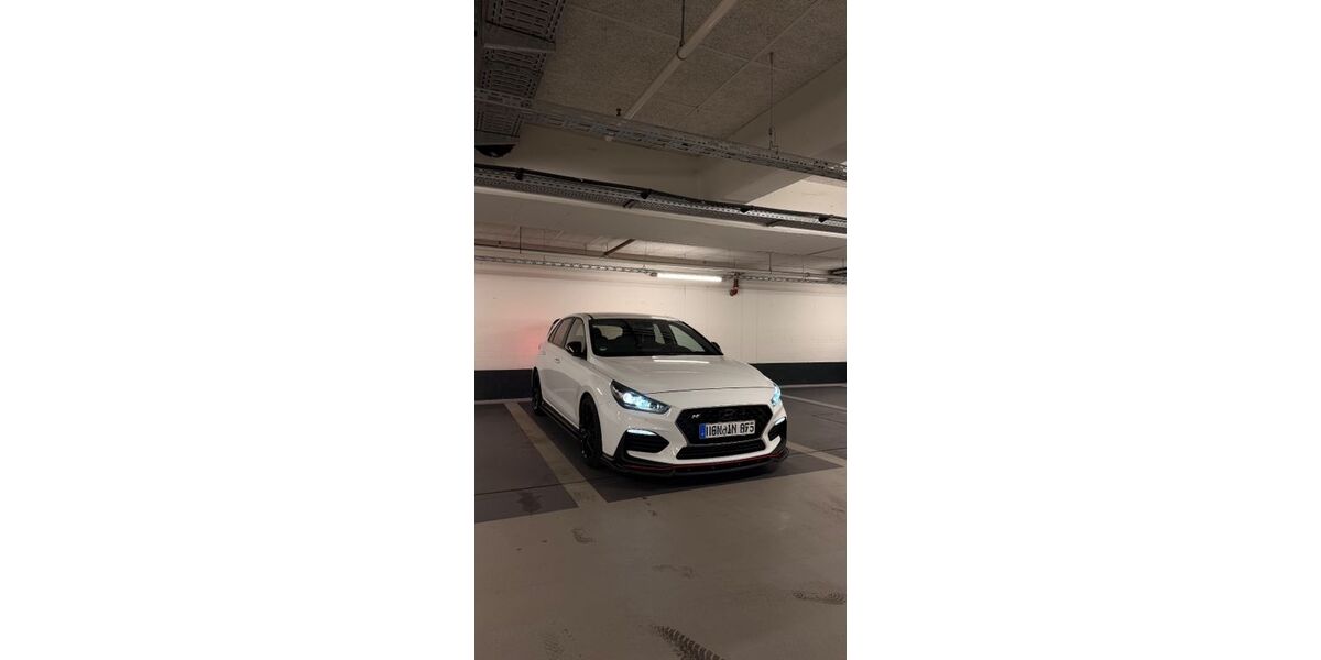 Hyundai i30 91.000 km 21.900 &euro; Arnsberg 59755