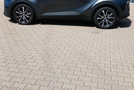 Toyota C-HR 22.090 km 27.000 &euro; mettmann 40822