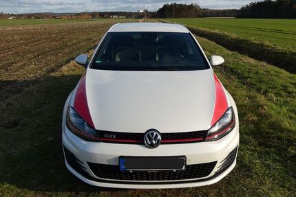 VW Golf 68.000 km 18.500 &euro; Bramsche 49565