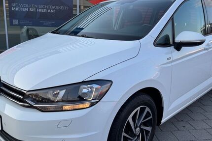 VW Touran 144.259 km 14.999 &euro; Aalen 73431