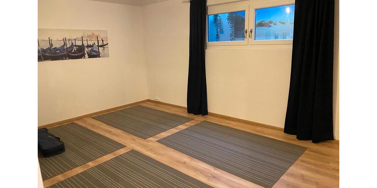 Reihenhaus Neutraubling - 6 Zimmer, 164 m&sup2;, 630.000&euro; | Angebot:24730082