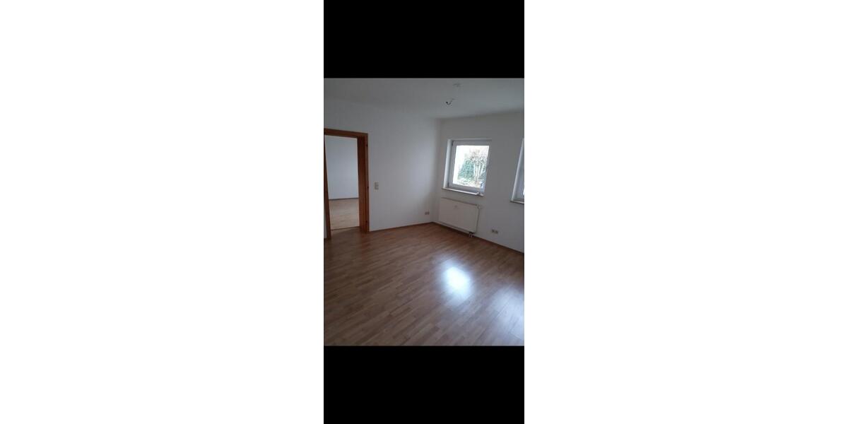 Erdgeschoßwohnung Gräfenhainichen - 3 Zimmer, 69 m&sup2;, 391&euro; | Angebot:25641240