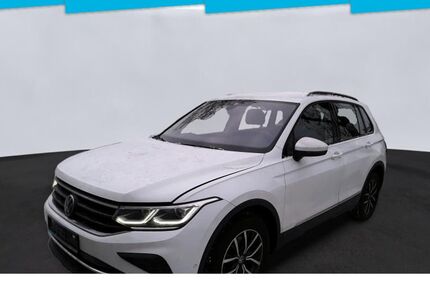 VW Tiguan 50.968 km 25.990 &euro; Berlin 10587