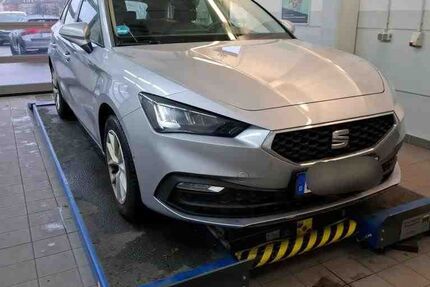 Seat Leon 99.100 km 19.950 &euro; Schleusingen 98553
