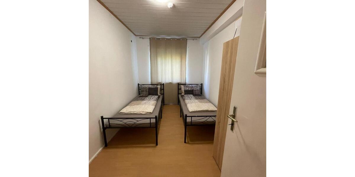 Mehrfamilienhaus, Wohnhaus Freising Am Vogelherd - 11 Zimmer, 400 m&sup2;, 6.000&euro; | Angebot:23727860