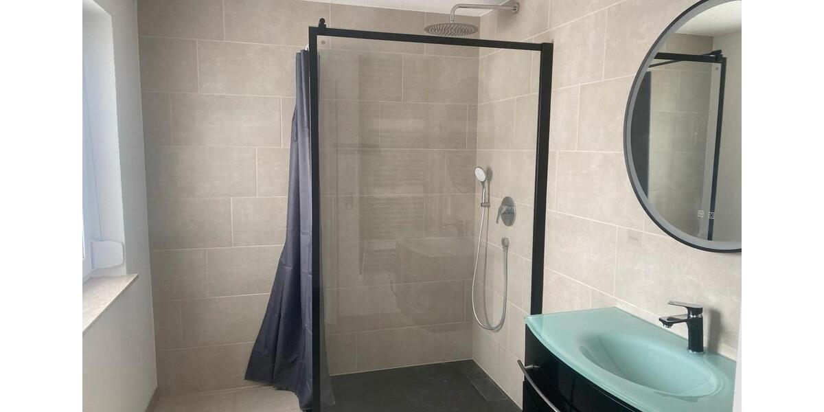Doppelhaushälfte Trossingen - 4 Zimmer, 120 m&sup2;, 1.450&euro; | Angebot:26113721