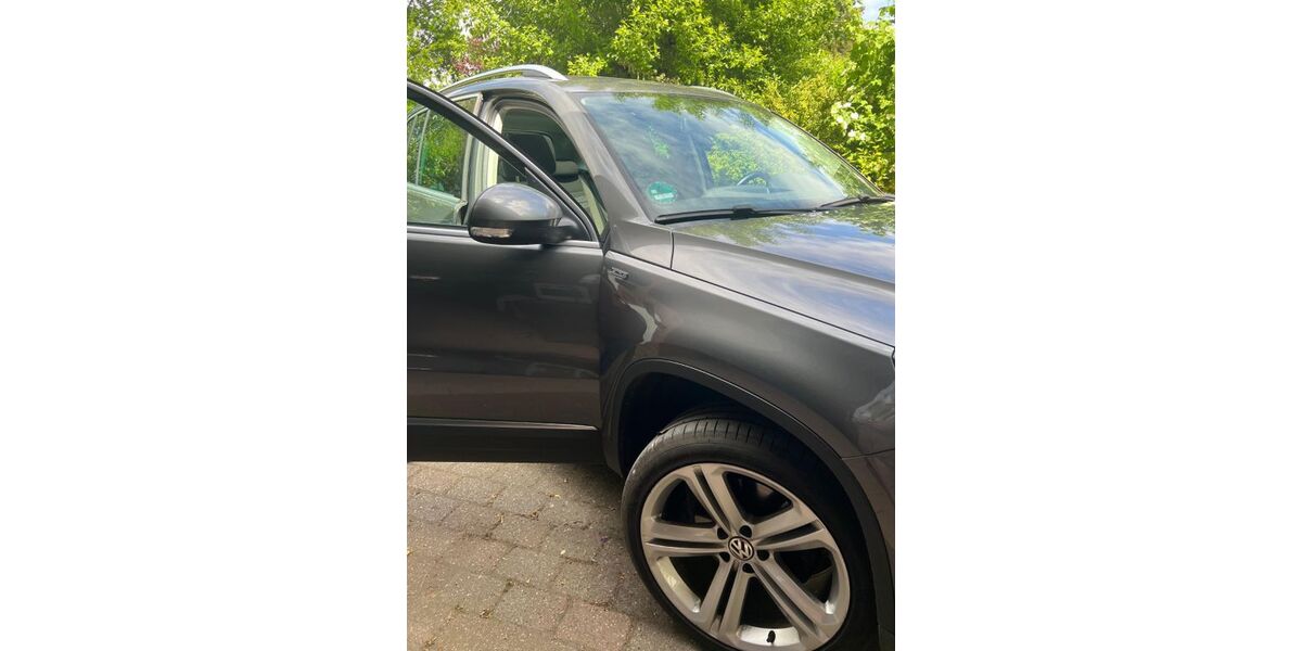 VW Tiguan 196.000 km 11.500 &euro; Leck 25917