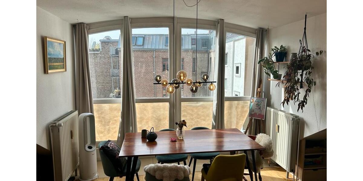 Dachgeschoßwohnung Köln Innenstadt - 2 Zimmer, 55 m&sup2;, 1.250&euro; | Angebot:25407456