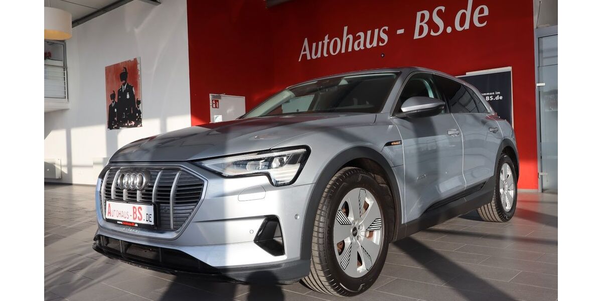 Audi e-tron 40.179 km 29.950 &euro; Braunschweig 38116