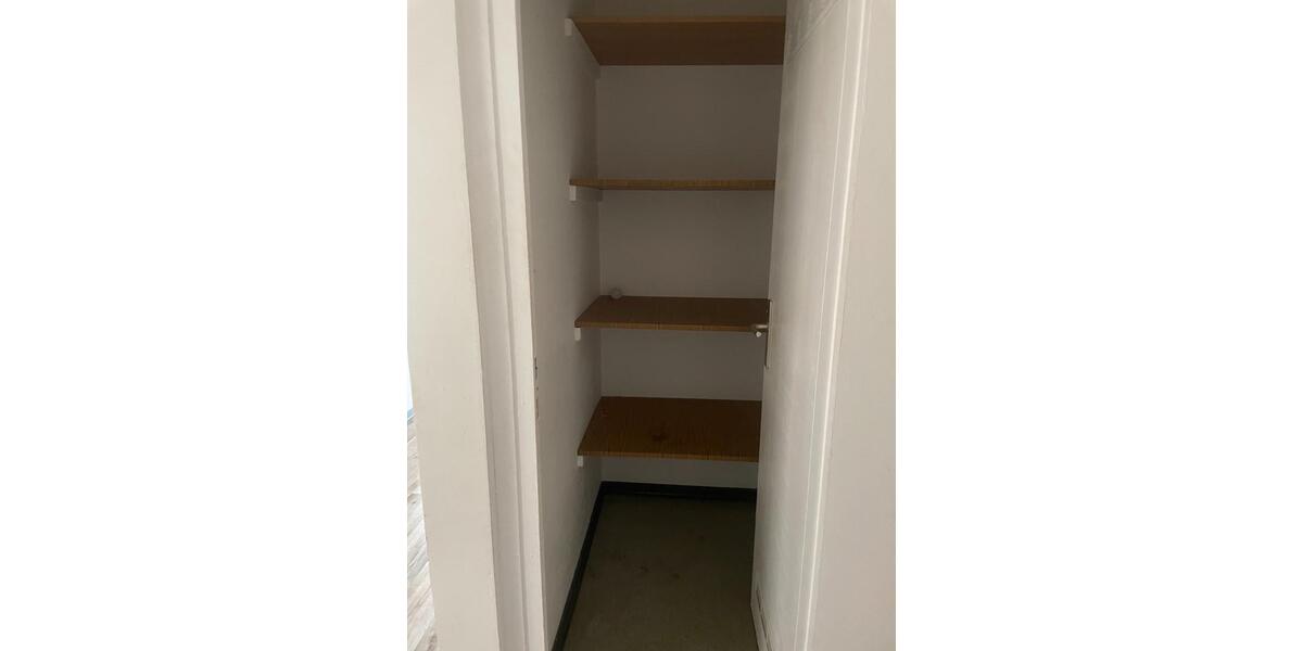 Etagenwohnung Gummersbach Hepel - 3 Zimmer, 73 m&sup2;, 120.000&euro; | Angebot:24741793