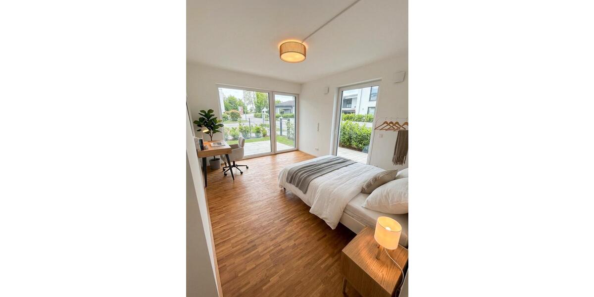 Erdgeschoßwohnung Augsburg - 5 Zimmer, 20 m&sup2;, 600&euro; | Angebot:25638263