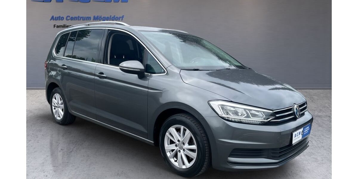 VW Touran 59.000 km 22.970 &euro; Nürnberg 90482