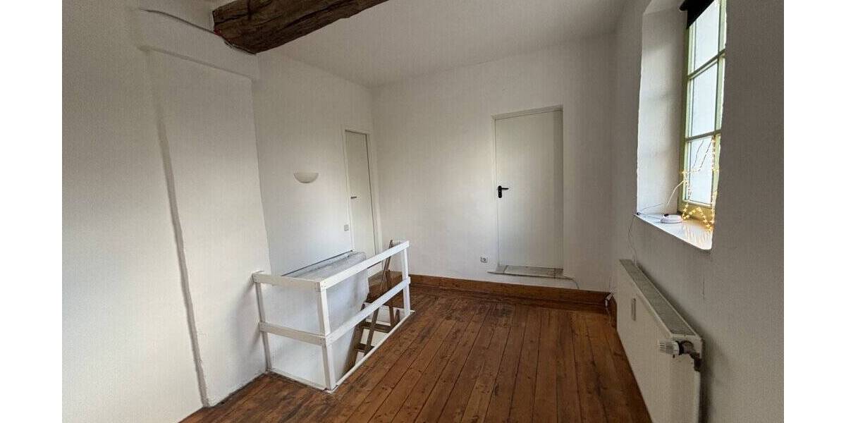 Etagenwohnung Aachen Horbach - 5 Zimmer, 131 m&sup2;, 199.000&euro; | Angebot:26192203