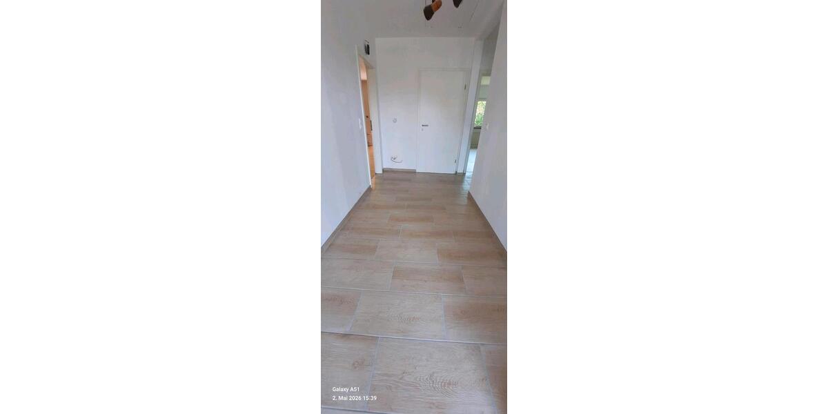Etagenwohnung Korbach - 1 Zimmer, 90 m&sup2;, 1.100&euro; | Angebot:26413118