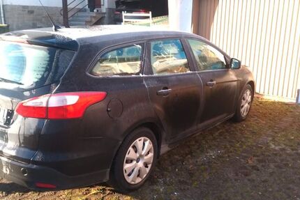Ford Focus 240.000 km 1.589 &euro; Detmold 32760