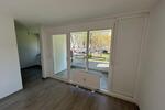helle Modernisierte - 3 Zimmer Wohnung im Erdgeschoss