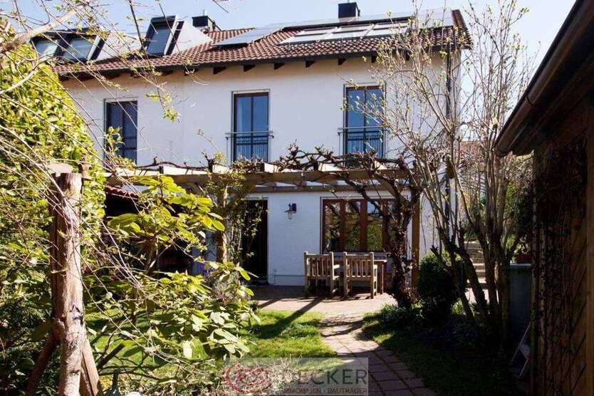 Haus zum Kaufen in Isen 749.000 € 200 m²