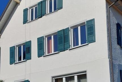 Haus Stockach - 6 Zimmer, 200 m&sup2;, 1.700&euro; | Angebot:26147151