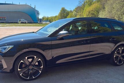 Cupra Leon 35.900 km 22.999 &euro; Hamburg 22525