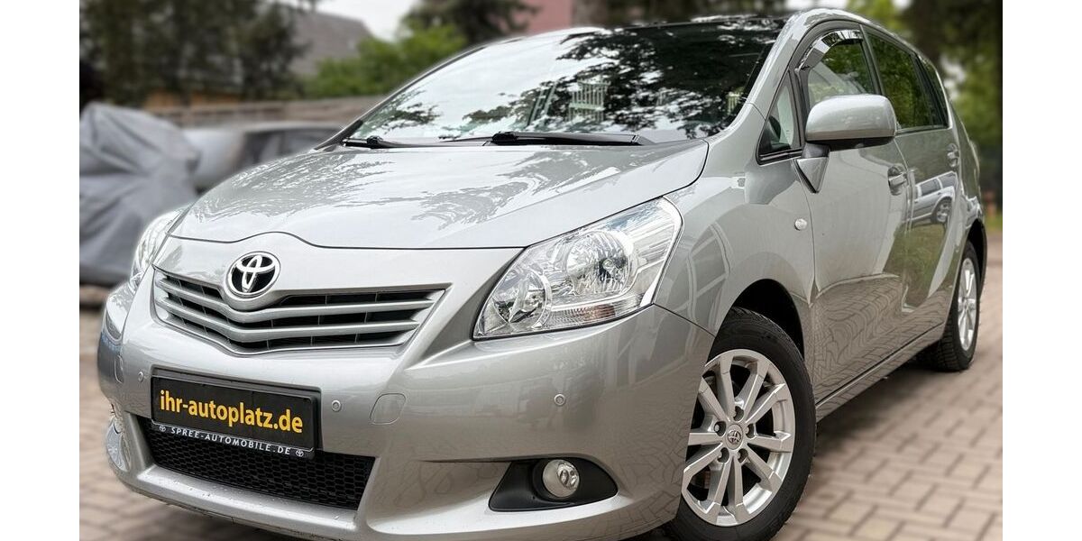 Toyota Verso 74.081 km 9.990 &euro; Potsdam 14480