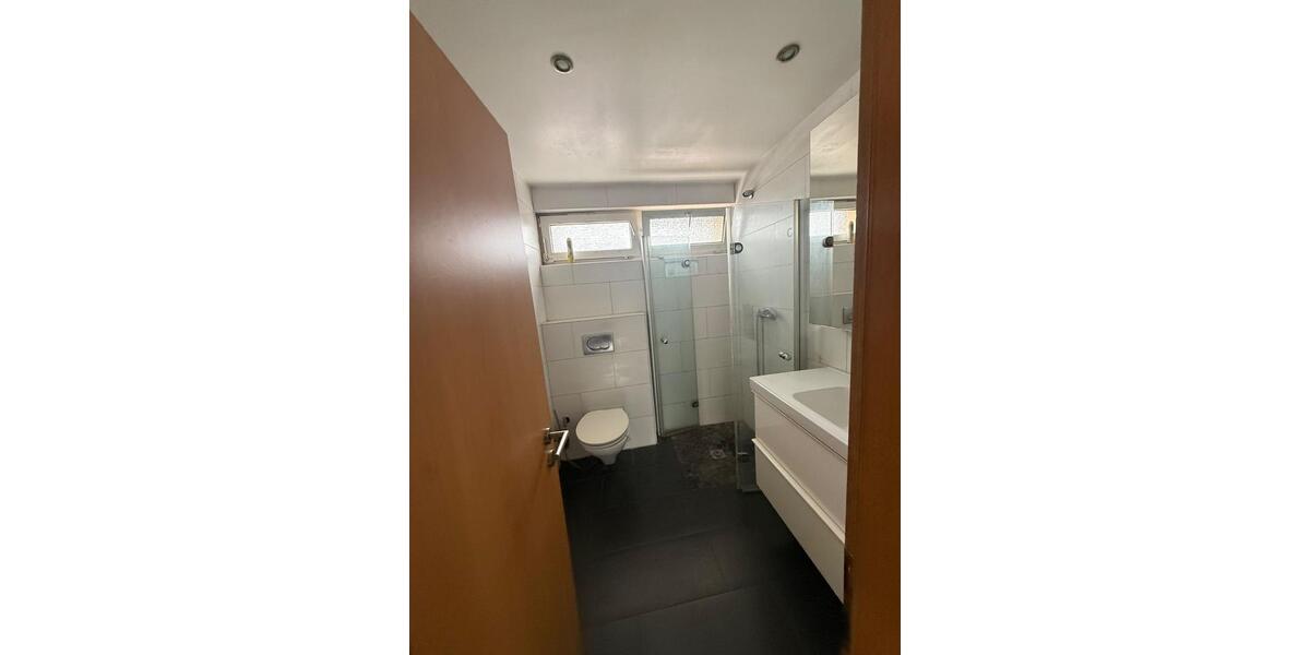 Mehrfamilienhaus, Wohnhaus Obertshausen - 6 Zimmer, 160 m&sup2;, 2.250&euro; | Angebot:26016675