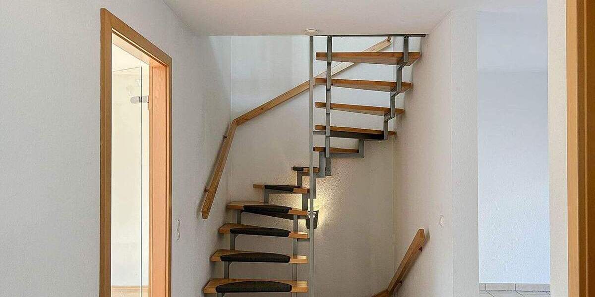 Doppelhaushälfte Düsseldorf Wittlaer - 5 Zimmer, 133 m&sup2;, 2.600&euro; | Angebot:23790209