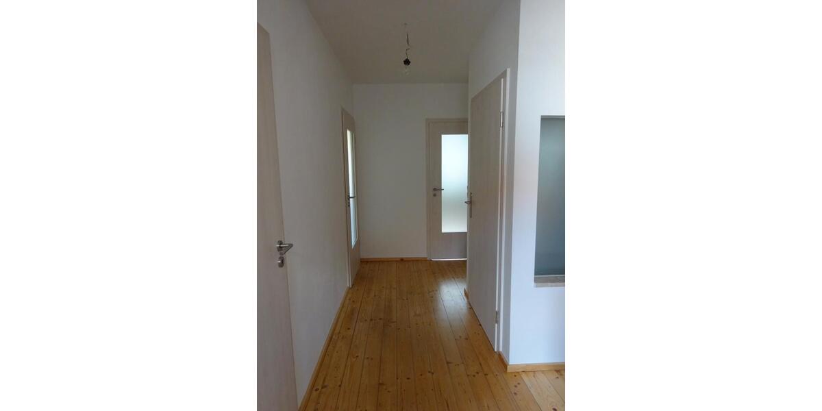 Einfamilienhaus Kahla - 6 Zimmer, 148 m&sup2;, 1.400&euro; | Angebot:26586311
