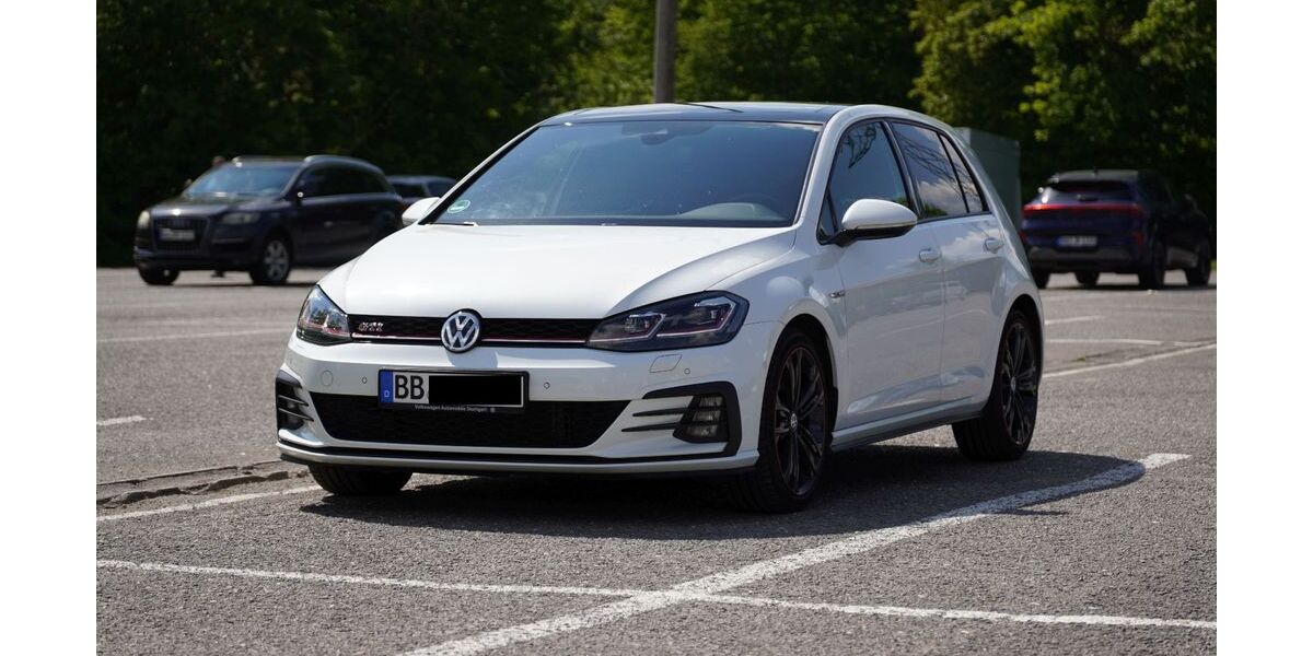 VW Golf 160.000 km 17.500 &euro; Sindelfingen 71069