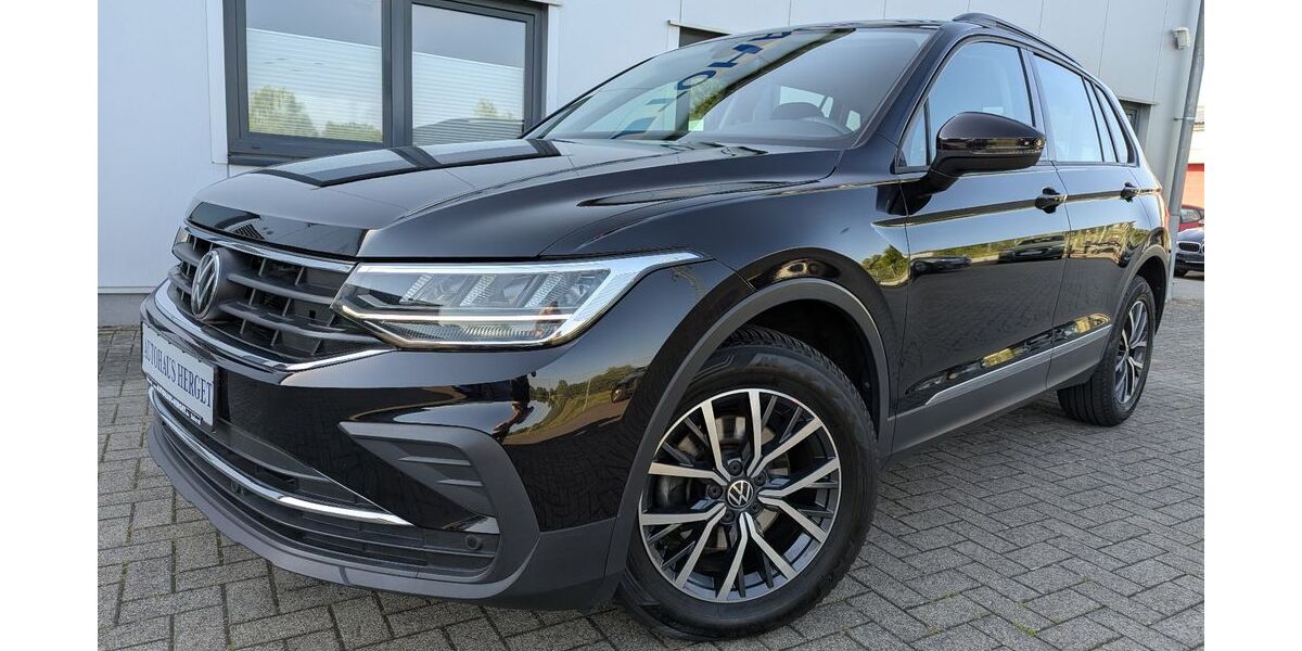 VW Tiguan 66.000 km 23.990 &euro; Bekond 54340