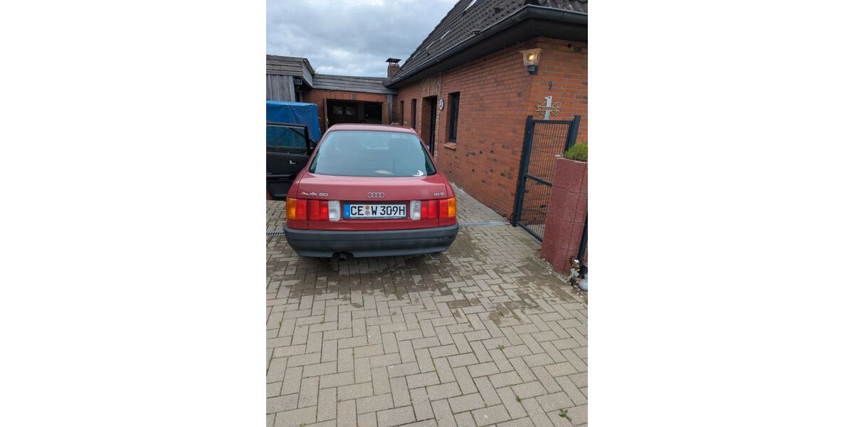 Audi 80 145.000 km 3.500 &euro; Tielen 24803