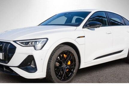 Audi e-tron 51.900 km 37.460 &euro; Neckarsulm 74172