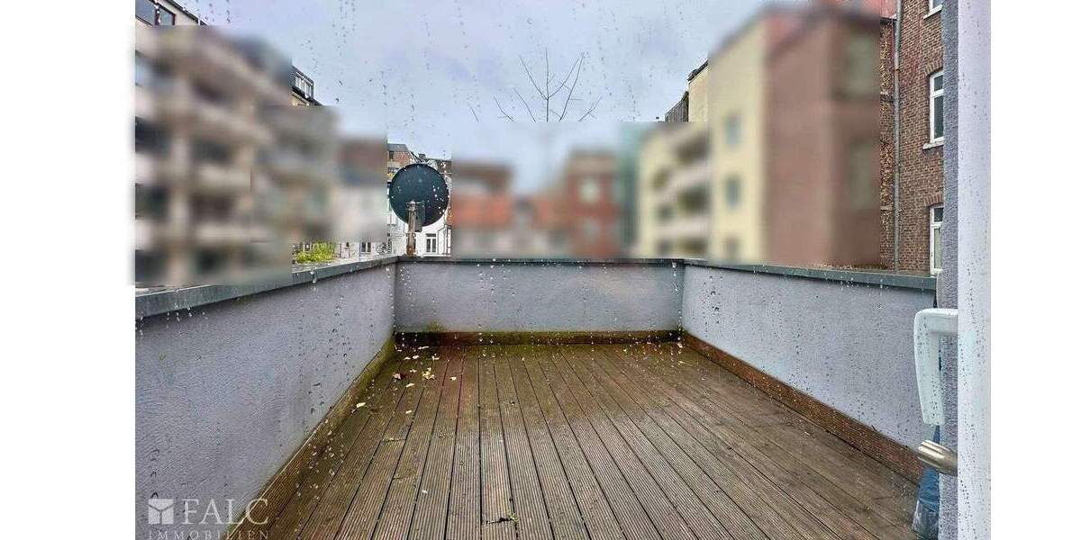 Wohn- und Geschäftshaus in zentraler Lage von Aachen 7 zimmer