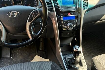 Hyundai i30 204.000 km 6.998 &euro; Halsenbach 56283