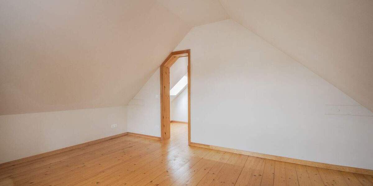 Doppelhaushälfte Büdelsdorf - 3 Zimmer, 70 m&sup2;, 199.000&euro; | Angebot:24031352