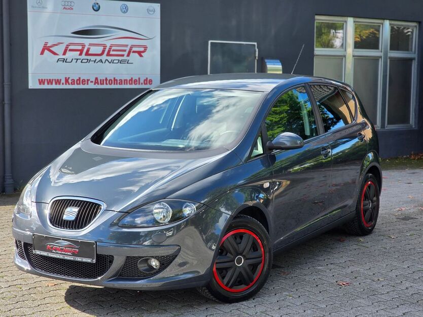 Seat Altea 125.000 km 3.990 € Paderborn 33104