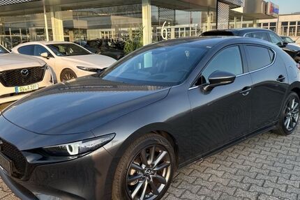Mazda 3 7.772 km 24.900 &euro; Grevenbroich 41515