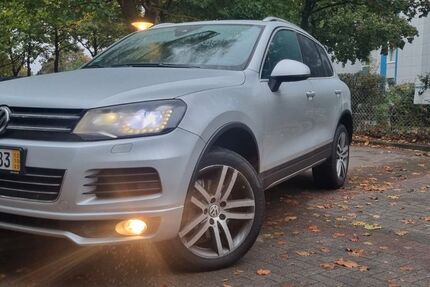 VW Touareg 346.984 km 11.900 € Hamburg 21147