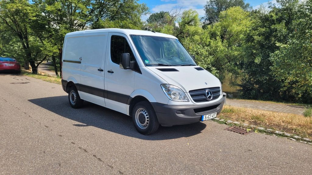 Mercedes-Benz Sprinter 270.000 km 8.999 &euro; Stuttgart 70499