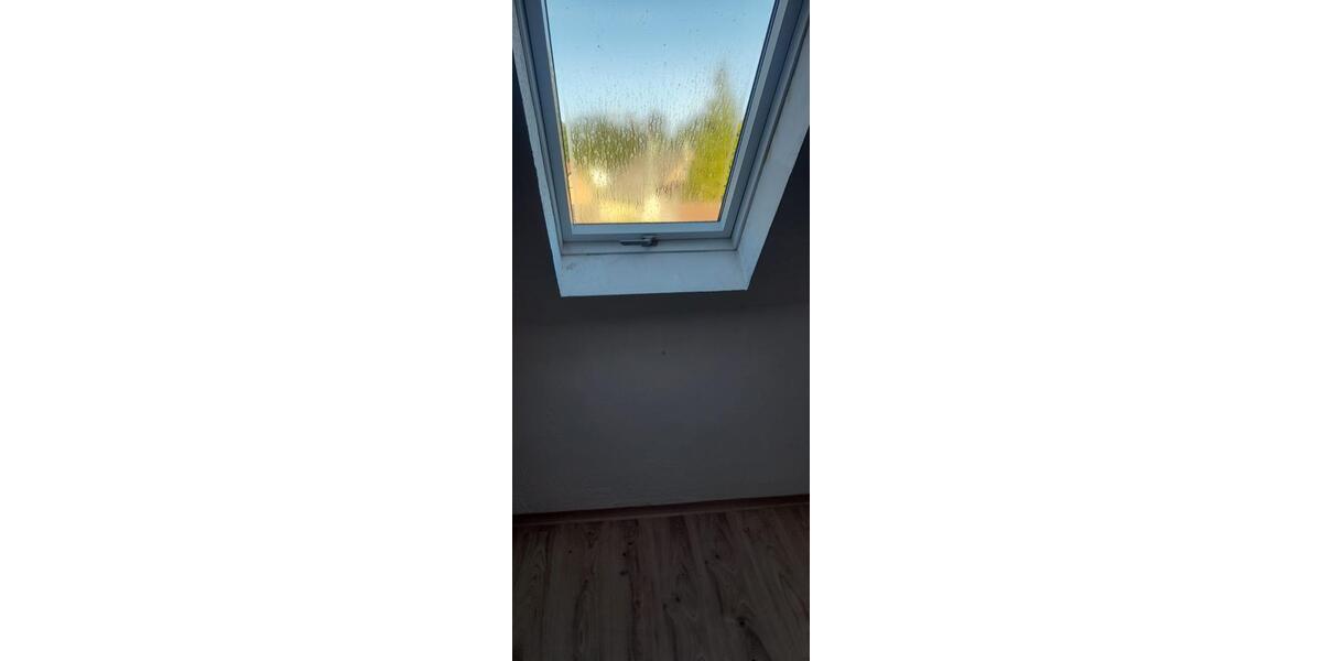 Einfamilienhaus Steinwenden - 8 Zimmer, 200 m&sup2;, 82.000&euro; | Angebot:26942980