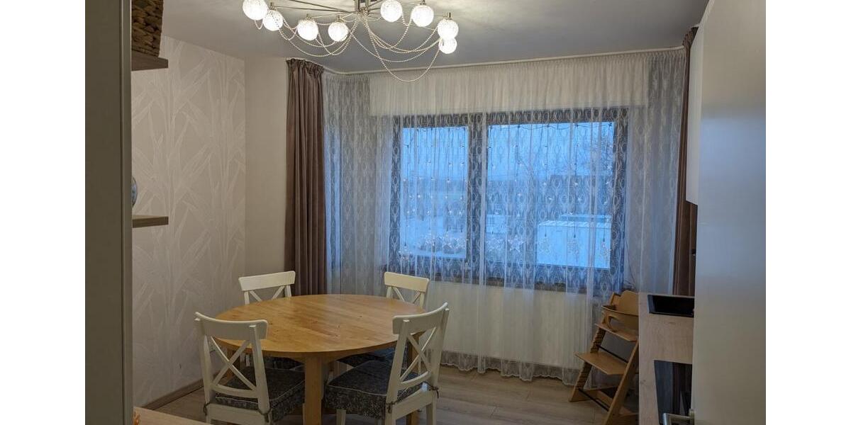 Einfamilienhaus Mastershausen - 5 Zimmer, 130 m&sup2;, 1.000&euro; | Angebot:25957926