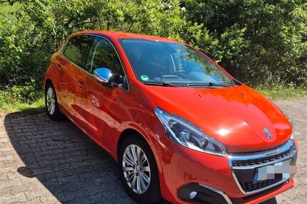 Peugeot 208 35.000 km 8.600 € Engelskirchen 51766